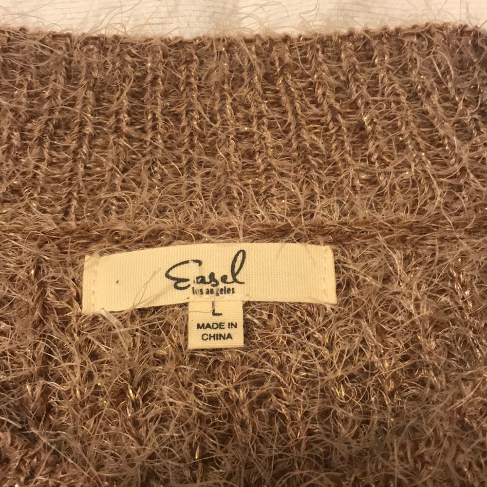 Women’s Easel of Los Angeles oversized sweater - Picture 2 of 3